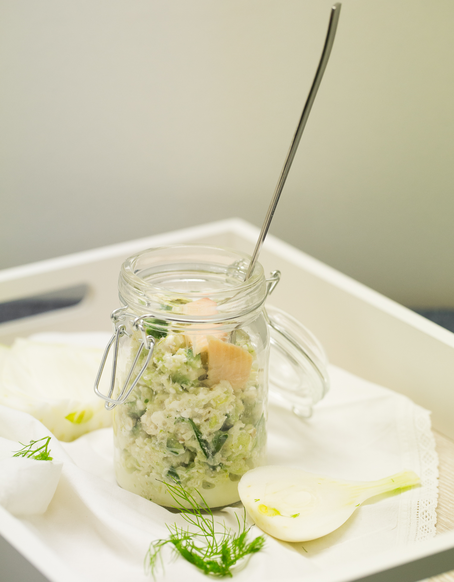 Gurken – Fenchel – Salat mit Räucherforelle