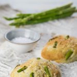 Focaccia mit Schinken, Birne und Rosmarin