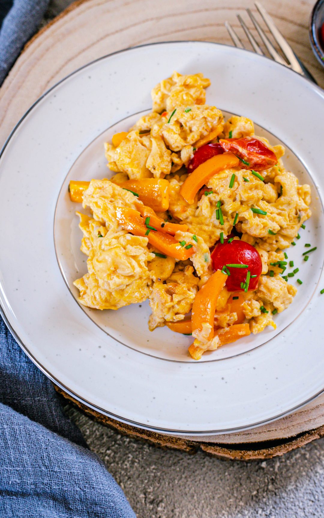 Luftiges Rührei mit Gemüse - Low Carb aus dem Thermomix® Luftiges Rührei mit Gemüse - Low Carb aus dem Thermomix®