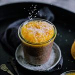 Tomatensalat mit dicken Bohnen und einfachem Dressing